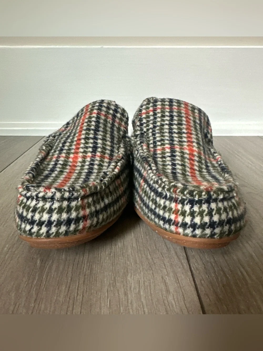 Hush Puppies timeless houndstooth